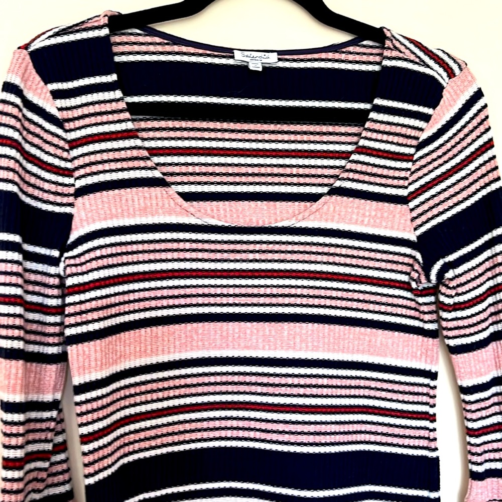 Splendid Medium Knit top with bell sleeves.
